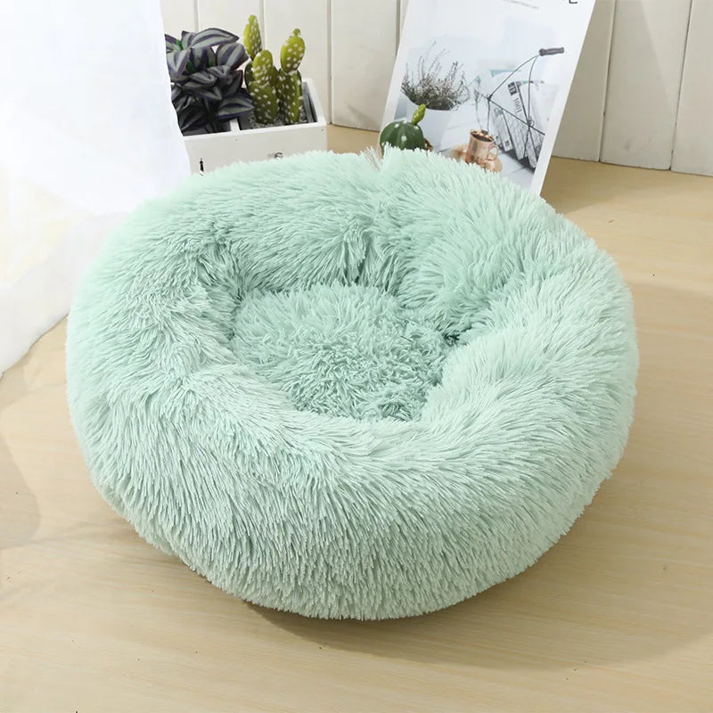 Round, soft, long, plush bed for dogs and cats