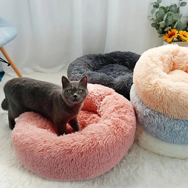 Round, soft, long, plush bed for dogs and cats